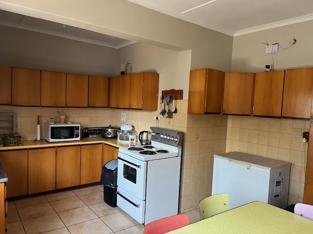 4 Bedroom Property for Sale in Avondale Western Cape